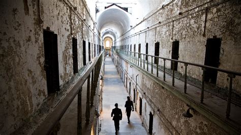 eastern state penitentiary tours